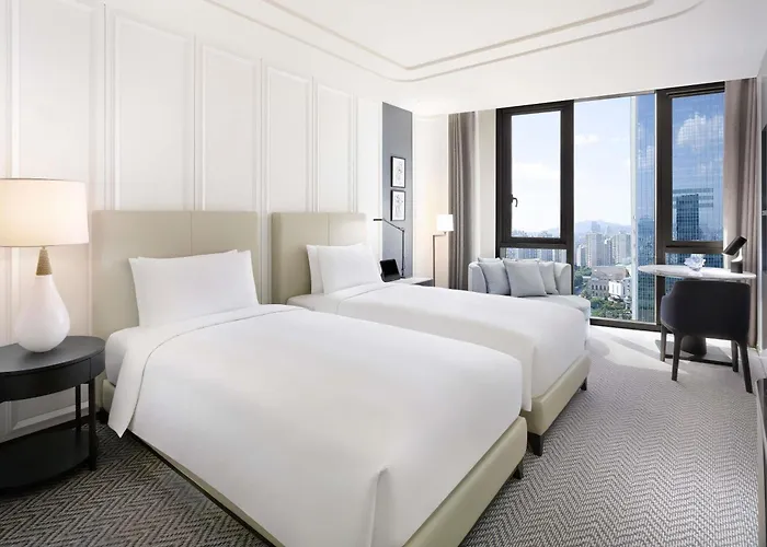Sofitel Ambassador & 5*