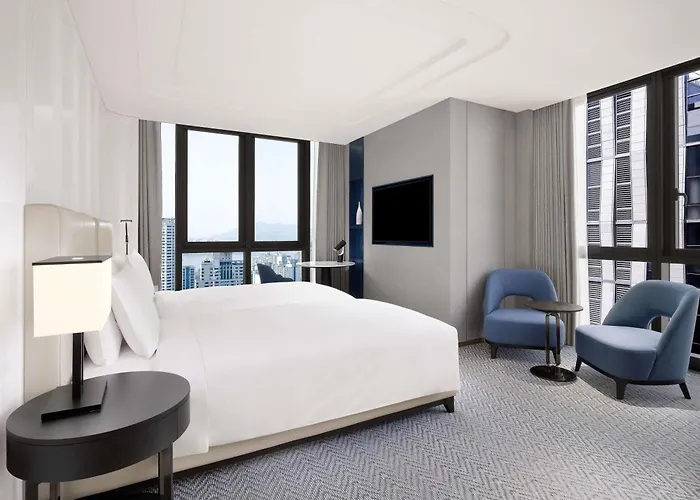 Sofitel Ambassador & Hotel