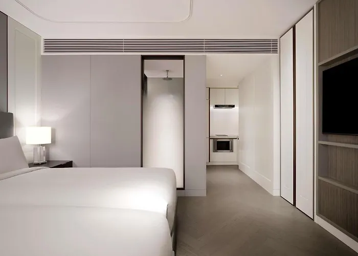 Sofitel Ambassador & Hotel