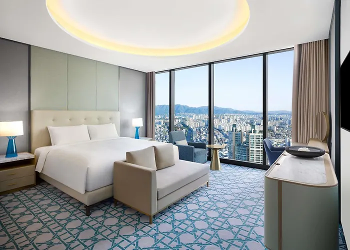 Sofitel Ambassador & Hotel