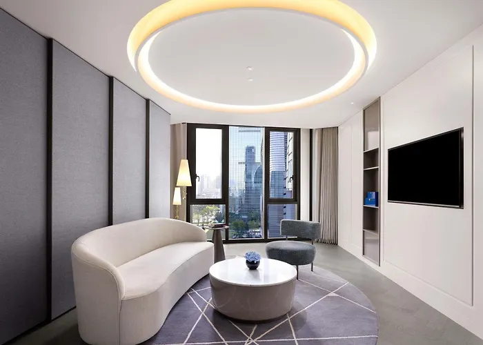 ホテル Sofitel Ambassador &